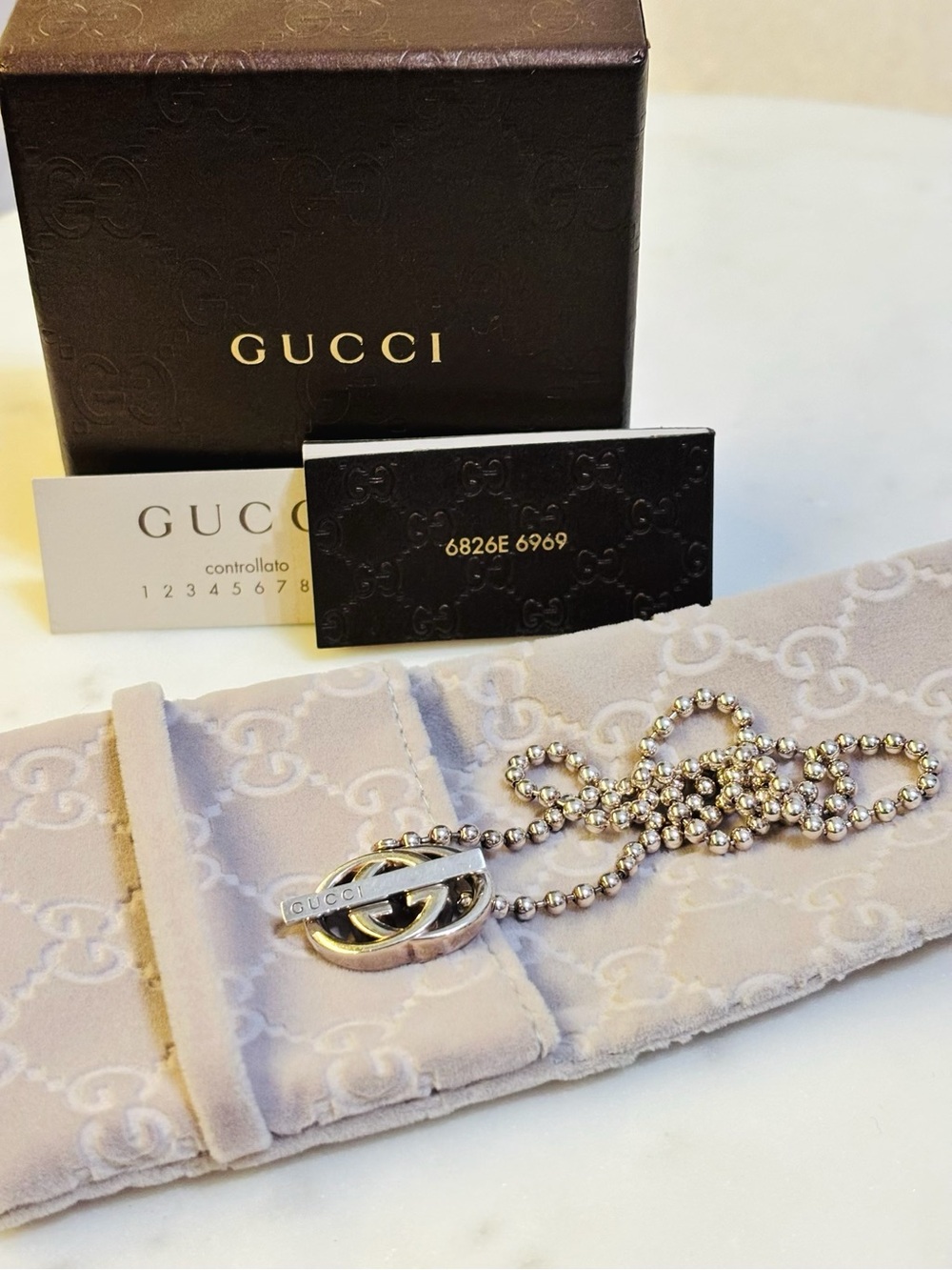 Gucci Silver Interlocking G Pendant Beaded Necklace